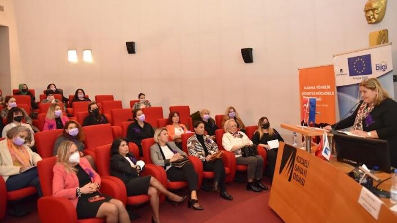 Kadınlar ‘Kadın hakları ‘  panelinde buluştu