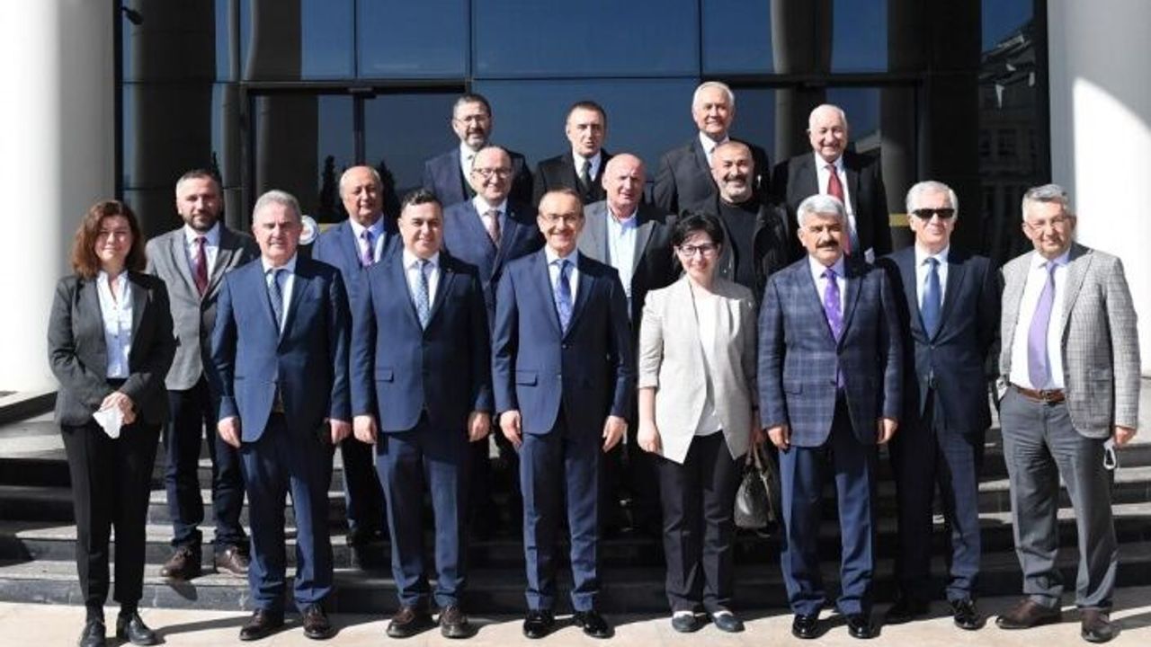 Model Fabrika Bilgilendirme Toplantısı Yapıldı