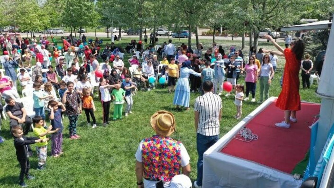 Başiskele'de Engelliler Haftası Renkli Görüntülere Sahne Oldu