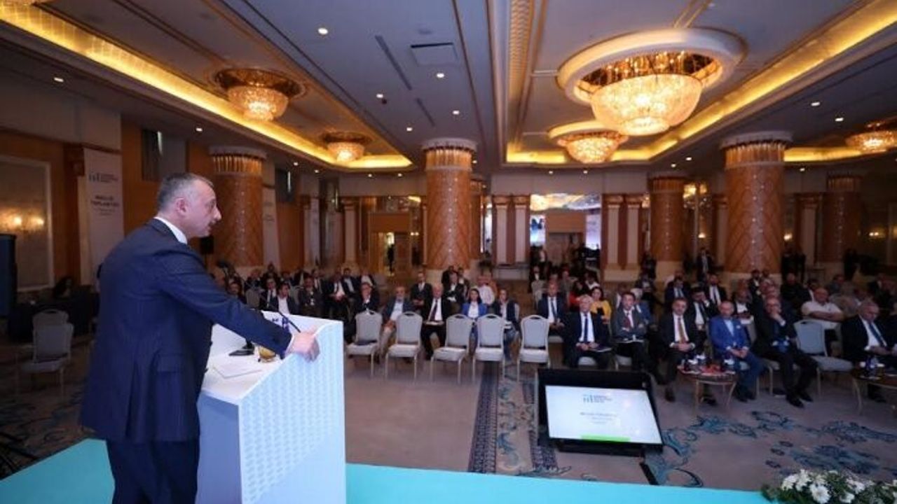 Büyükakın: Küresel meselelerle mücadele için birlik olmalıyız