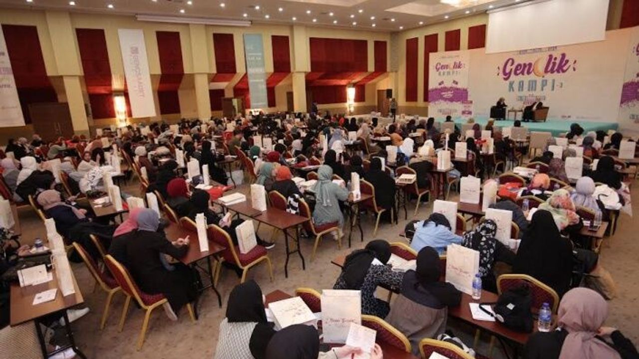 SAADET KOCAELİ KADIN GENÇLİĞİ ANKARA’DA 2 GÜNLÜK KAMPA GİRDİ