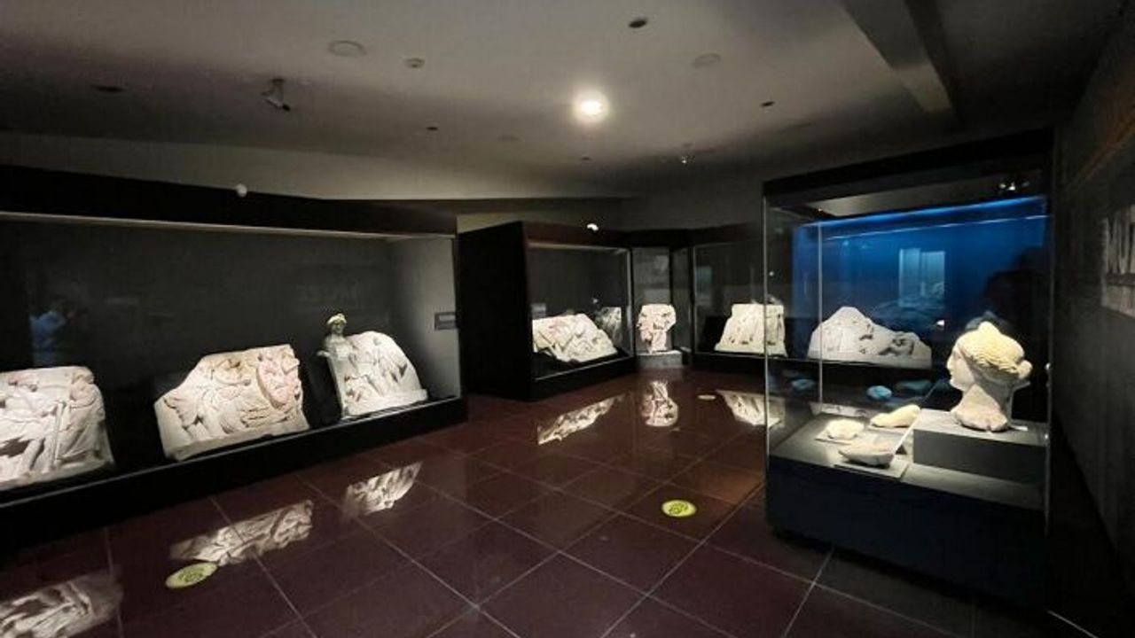 Çukurbağ Rölyefleri İlk Kez Ziyaretçiyle Buluştu