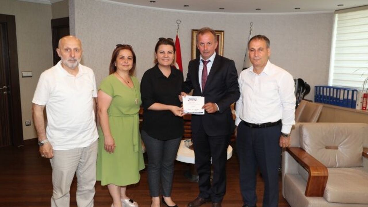 Kocaeli Trabzonlular Derneği, Başkan Hürriyet’i  tanıtım günlerine davet etti