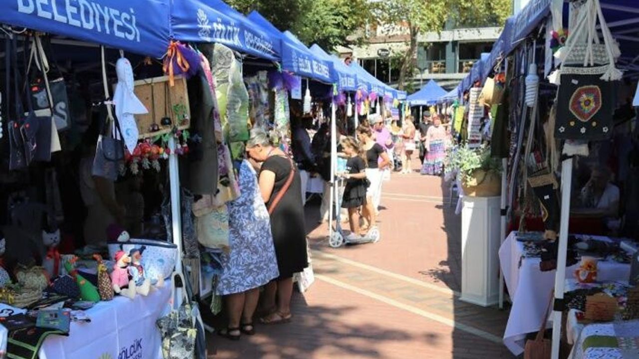 GÖLCÜK BELEDİYESİ GELENEKSEL EL SANATLARI FESTİVALİ SONA ERDİ