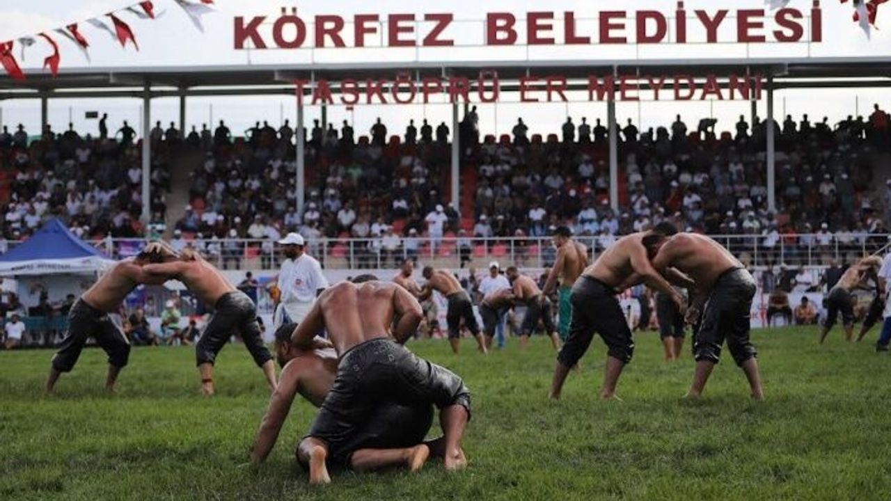 Taşköprü Güreşleri yine nefes kesti