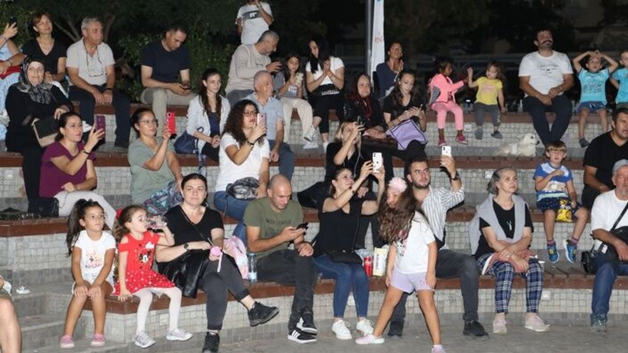 İzmit Belediyesi Kent Orkestrası’ndan muhteşem konser