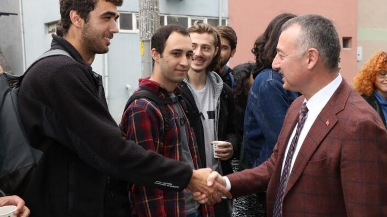 Büyükşehir’den Üniversite öğrencilerine büyük hizmet