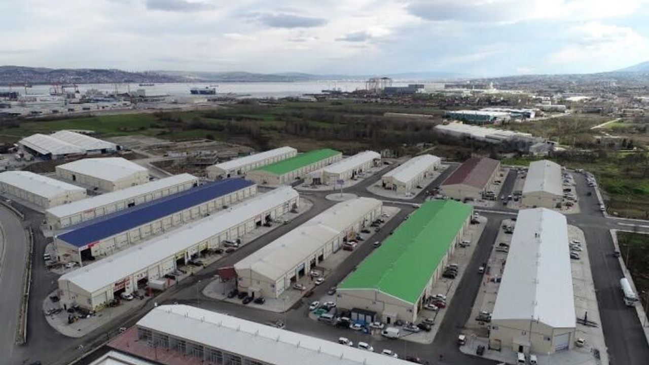 GÖLCÜK BELEDİYESİ YENİ SANAYİ SİTESİNDEKİ 23 DÜKKÂNI İHALE İLE SATIŞA ÇIKARIYOR