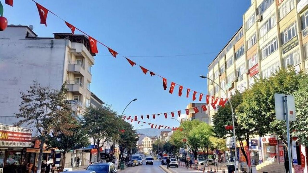 Körfez; kırmızı-beyaza büründü…