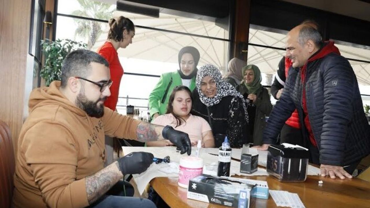 Özel çocuklara ‘sevgi izi’ dokunuşu