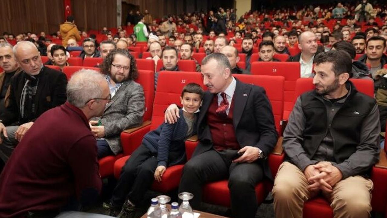 Başkan Büyükakın; Bu kentte bir yetim gözü yaşlı uyumamalı