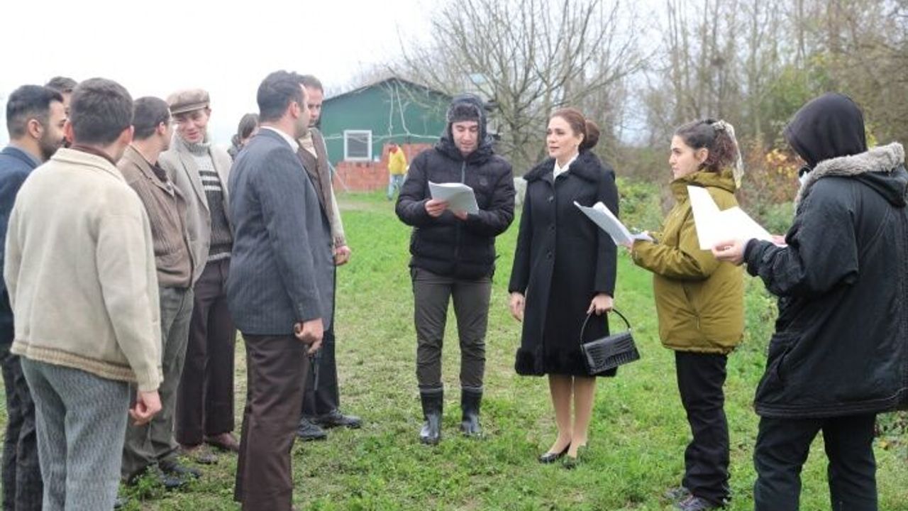 LEYLA HANIM FİLMİ GALAYA HAZIRLANIYOR!