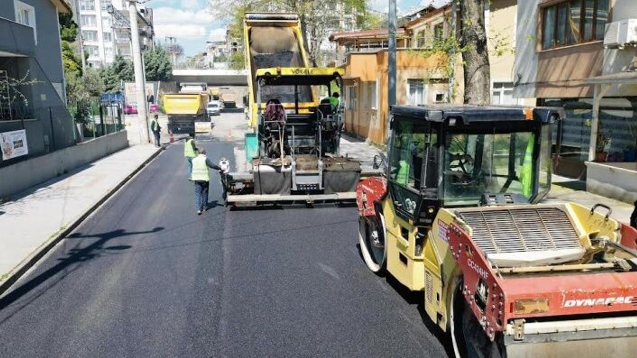 Tuğrul Caddesi’ne 550 ton sıcak asfalt