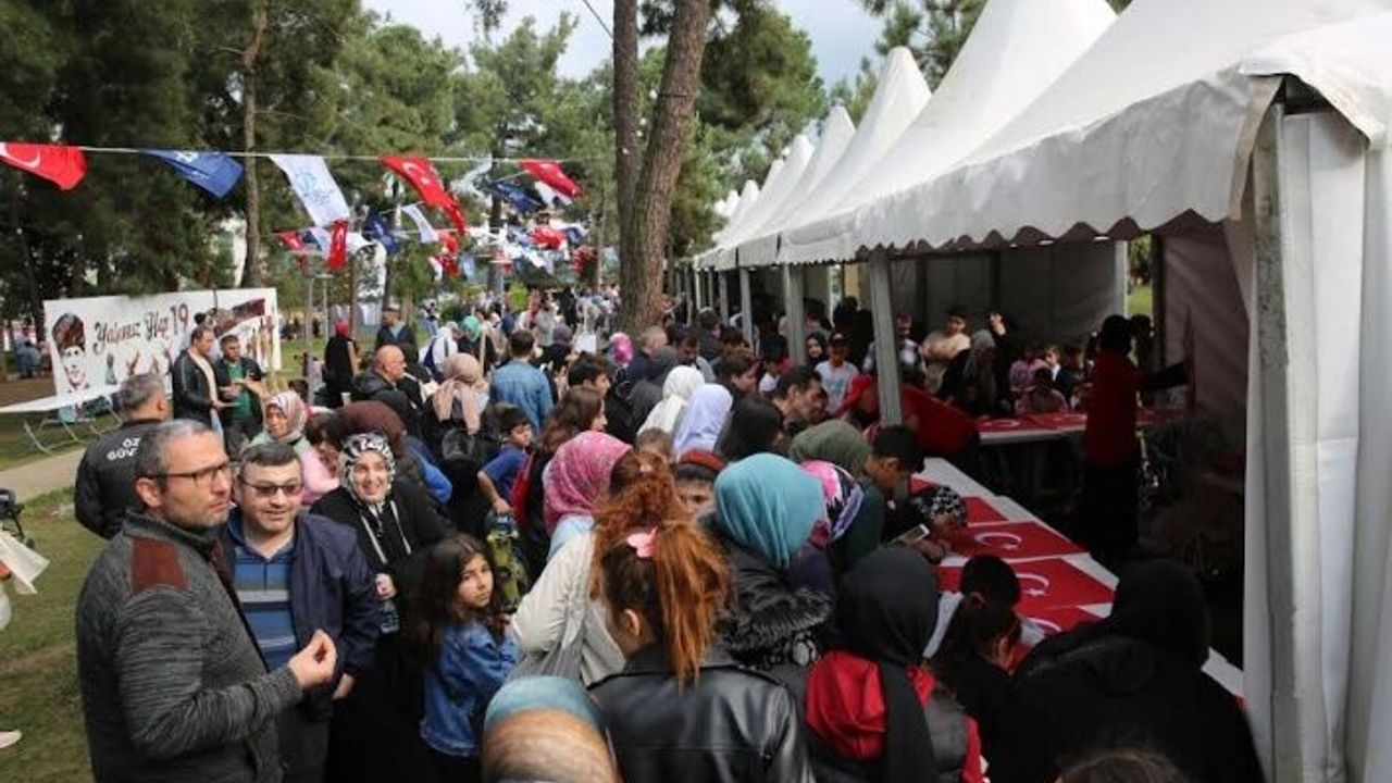 Gençlik ve spor şölenlerinde coşkulu kutlama