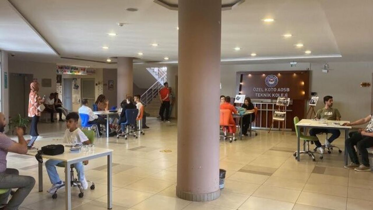KOTO’nun okuluna yoğun ilgi: Kayıtlar devam ediyor