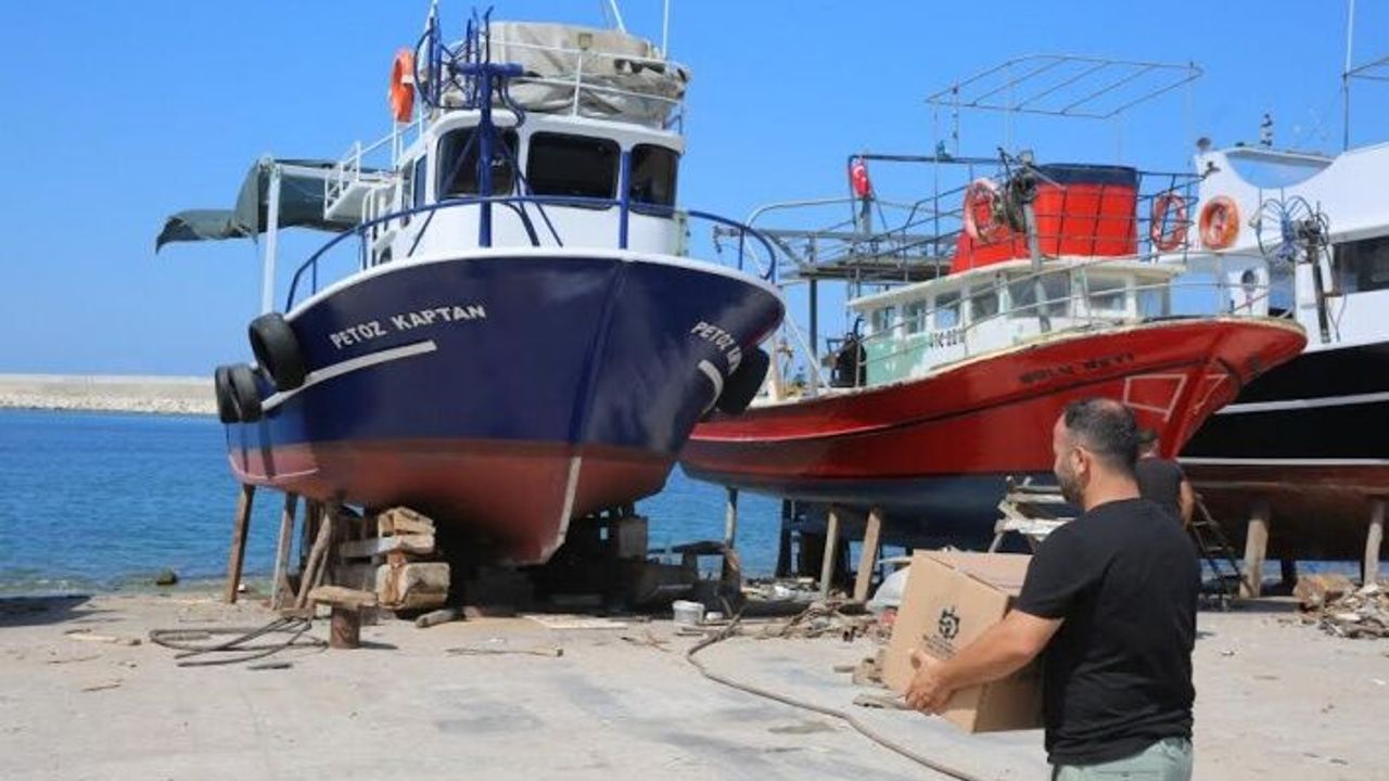 Balıkçılar “Vira bismillah” demek için gün sayıyor
