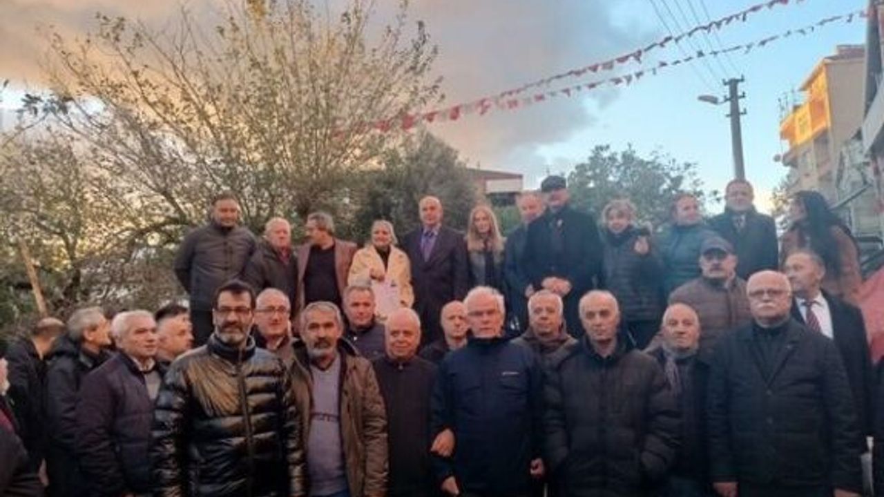 Tayfun Balıkçı, CHP Körfez Belediye Başkan aday adaylığını açıkladı.