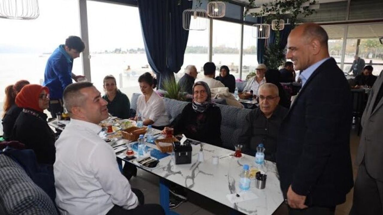 Başkan Söğüt, vatandaşlarla sürekli bir arada