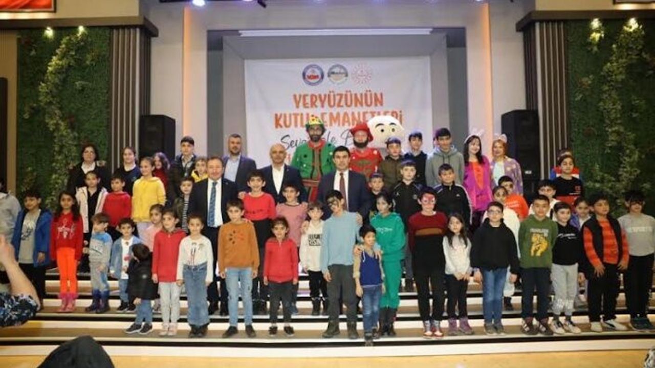 Başkan Şener Söğüt, yetim ve öksüz çocuklarla iftar açtı