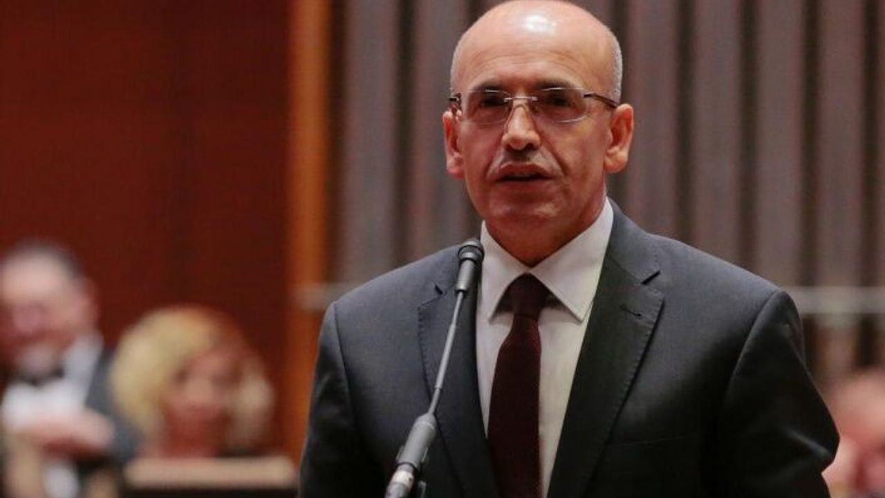 Şimşek, "Bizim kur hedefimiz yok" dedi.