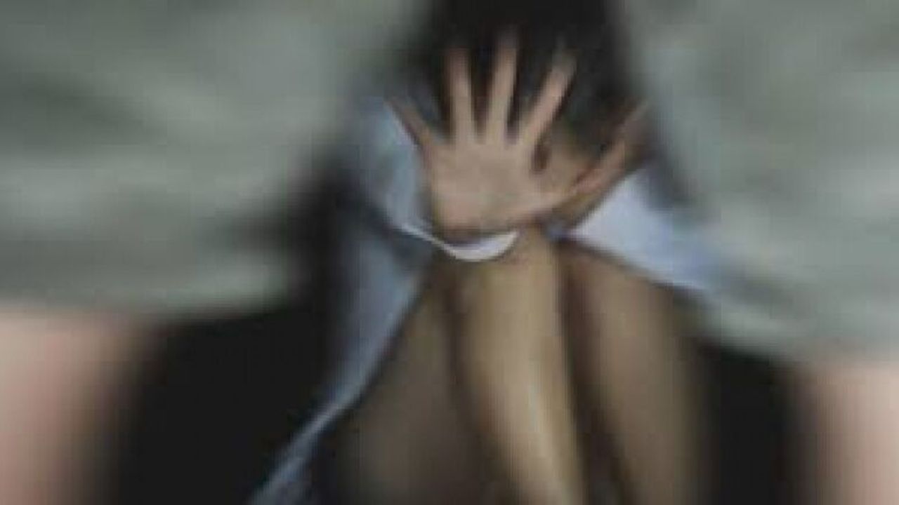 Çiğ köfte dükkanında, cinsel istismar