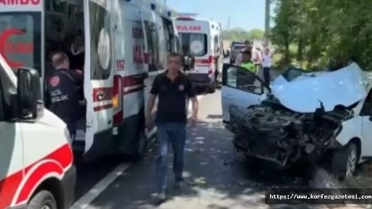 Trafik kazasında, 5 kişi yaralandı