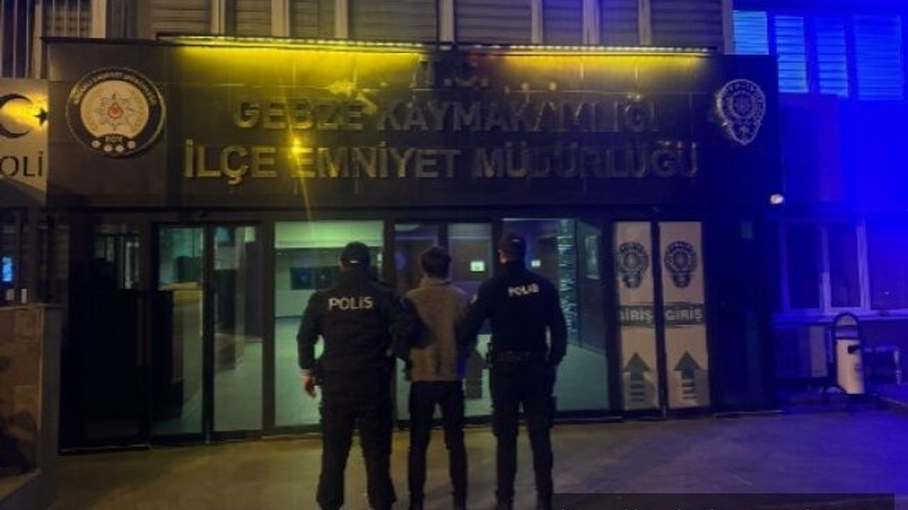 Kocaeli'de, Hırsızlık Suçundan, Aranan Kişi Yakalandı