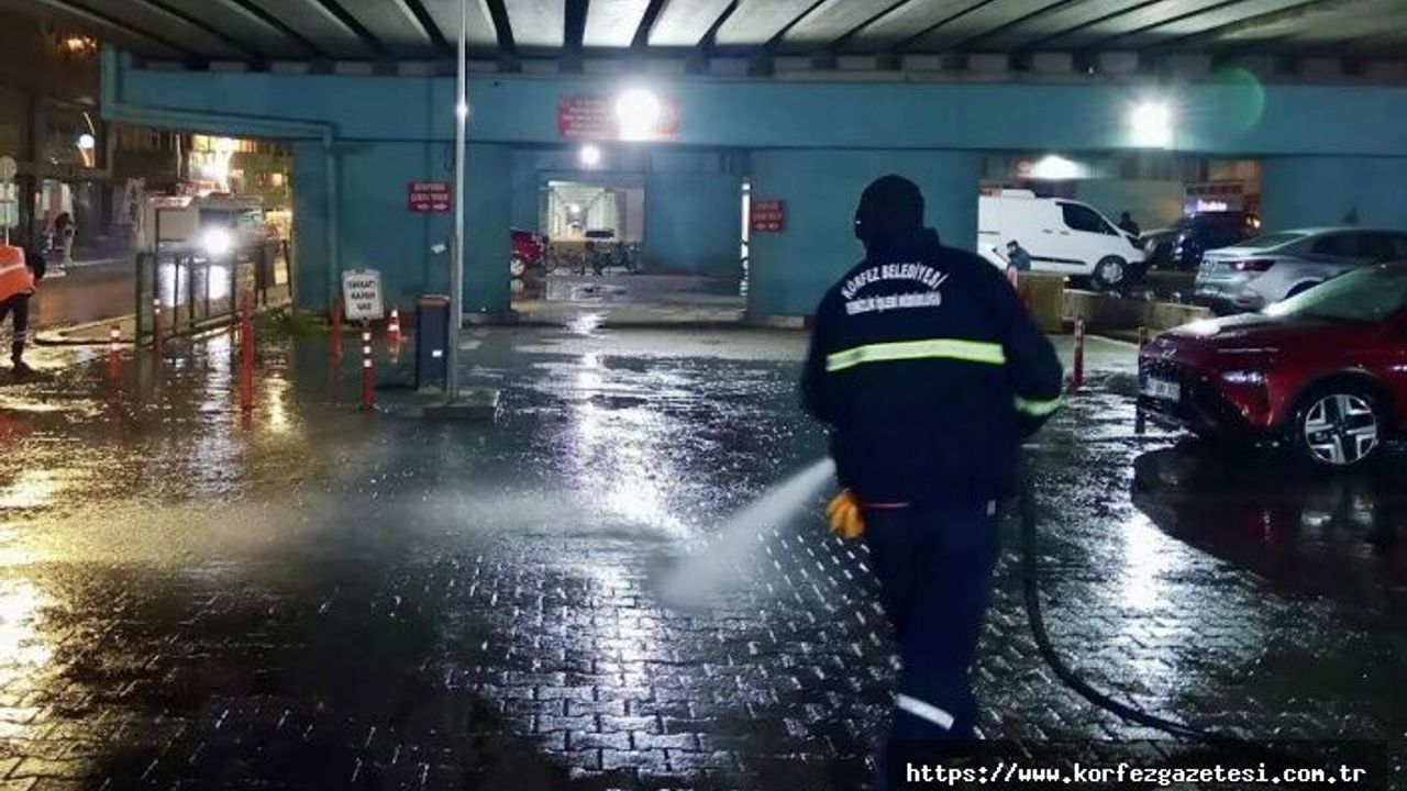 Körfez Belediyesi, Temizlik İşleri Müdürlüğü, Şehri Pırıl Pırıl Yapmak İçin Çalışıyor