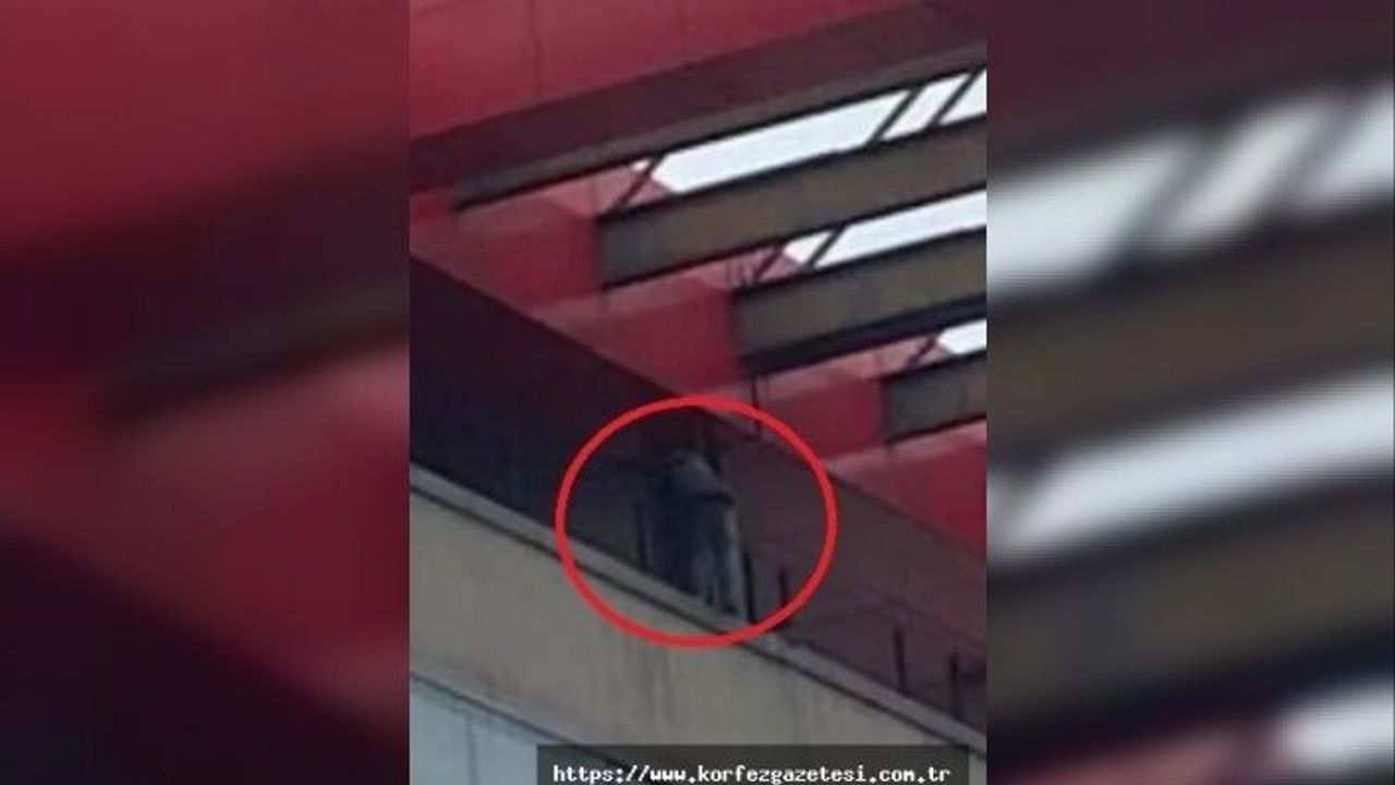 Gebze Center AVM'de, İntihar Girişimi!