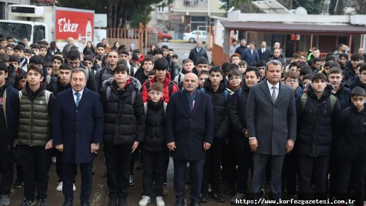 KÖRFEZ BELEDİYE BAŞKANI, ÖĞRENCİLERLE BULUŞTU!