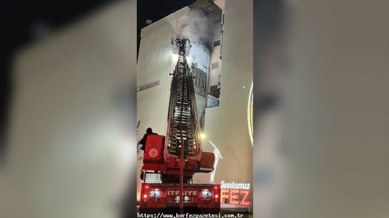 KÖRFEZ İLÇESİNDE, İŞ HANINDA, ÇIKAN YANGIN SÖNDÜRÜLDÜ