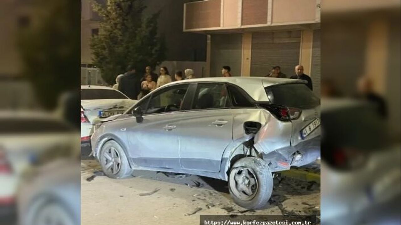 15 YAŞINDAKİ ÇOCUK, AİLE ARABASINI KAÇIRDI! DÖRT ARACA ÇARPTI