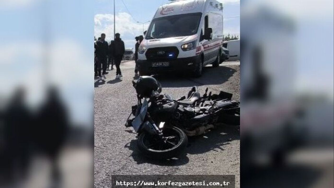 DİLOVASI'NDA MOTOSİKLET VE HAFRİYAT KAMYONU ÇARPIŞTI:2 YARALI