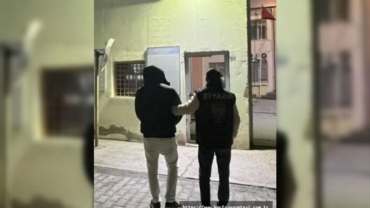 TRAFİK KAZASI SONRASI YAŞANAN KAVGADA BİR KİŞİ BIÇAKLANDI!