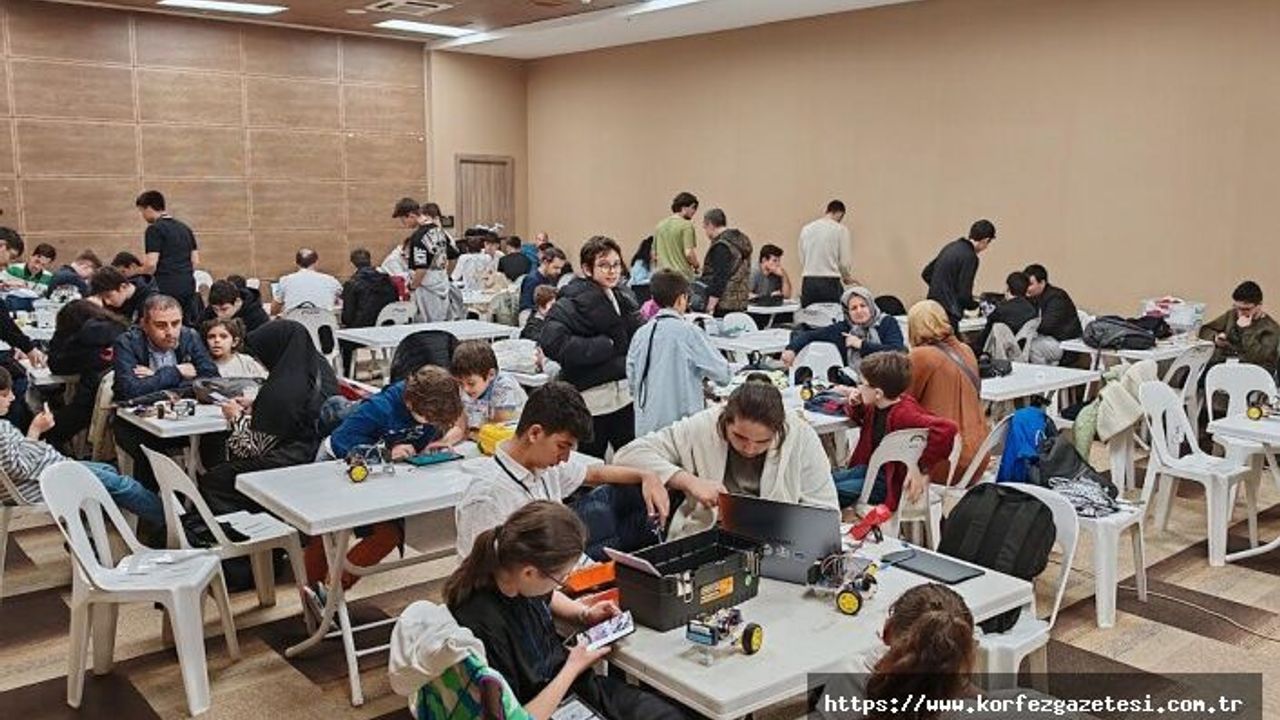 GTÜ'de Robotik Tutkusu Çok İlgi Gördü