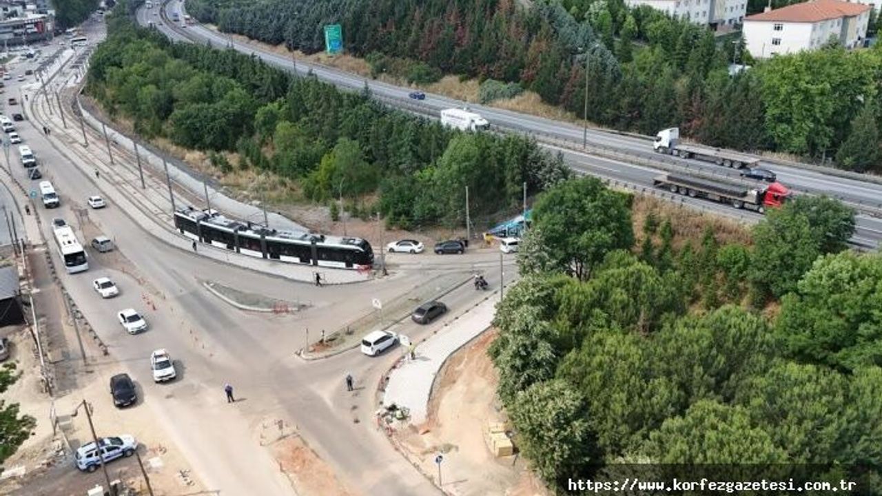 Büyükakın, Kocaeli Alikahya Stadı Tramvay Hattı'nın test sürüşünü gerçekleştirdi