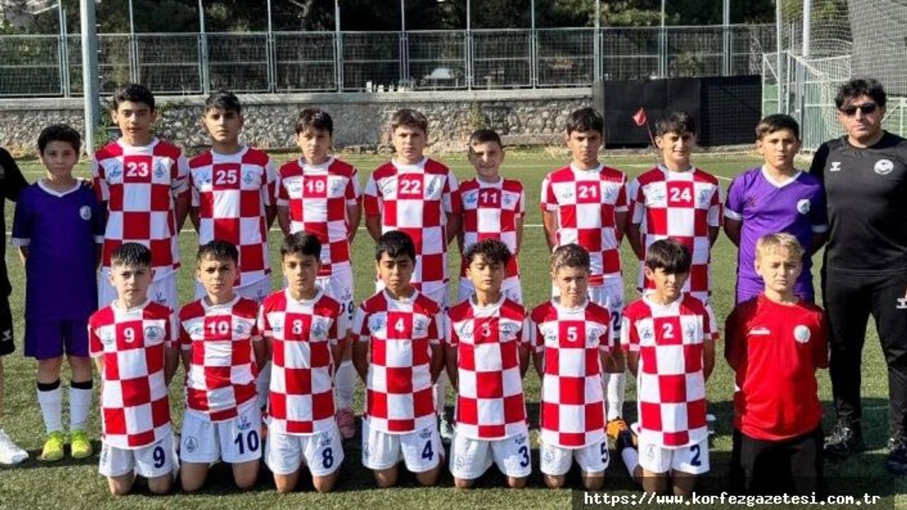 U12 F Grubu’nda Körfez Gençlerbirliği Şampiyon Oldu