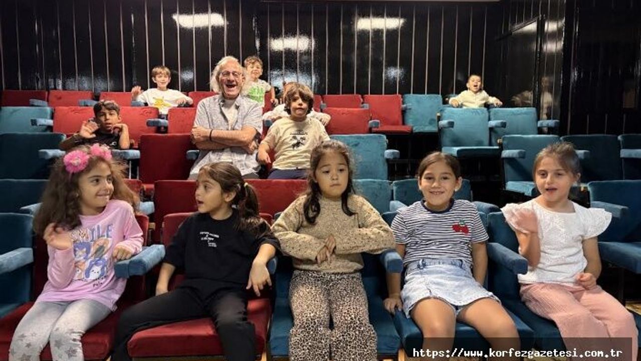 Kocaeli’de Tiyatro Eğitimi Başladı: 12 Grup Sahneye Hazırlanıyor