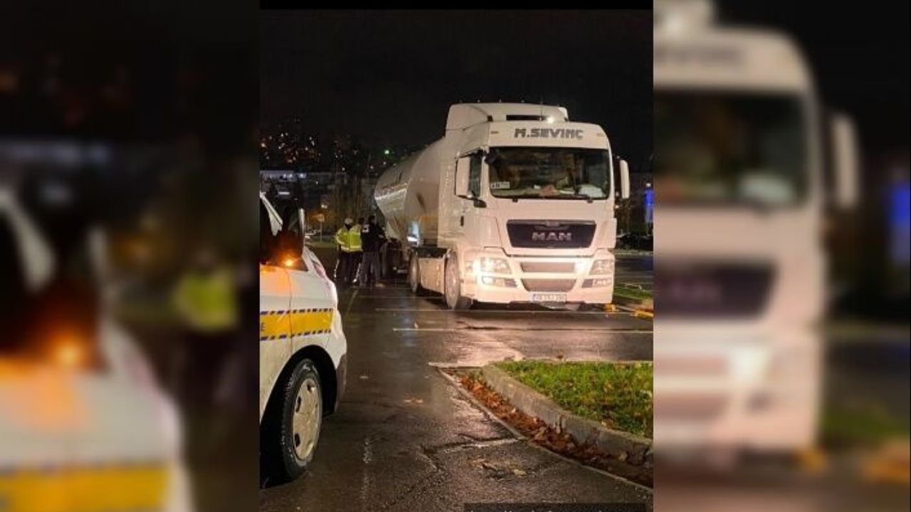 İzmit’te D-100 Karayolunda Feci Kaza: Bir Kişi Hayatını Kaybetti