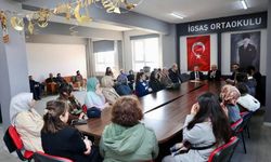 Başkan Şener Söğüt, Öğrencilerle Haftaya Başladı