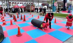 İzmit’te 23 Nisan Coşkusu: Çocuk ve Sanat Buluştu