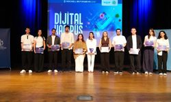 Dijital Kampüs Eğitim Programında 237 Genç Sertifika Aldı