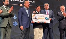 Gebzeli Öğrenci Yapay Zekâ Yarışmasında Birinci Oldu