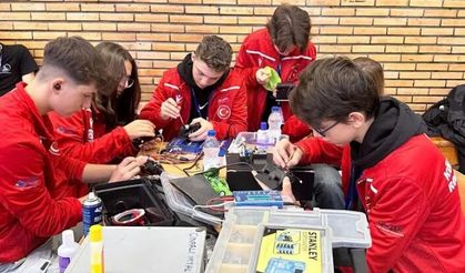 KÖRFEZ TİCARET ODASI’NIN PROTOKOL OKULU, ROBOT ŞAMPİYONASI’NDA DERECEYE GİRDİ