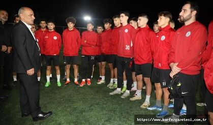 Başkan Şener Söğüt’ten Körfez Gençlerbirliği A Takımı’na Moral Ziyareti