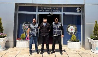 Kartepe’de Dolandırıcılık Suçundan Aranan Firari Yakalandı