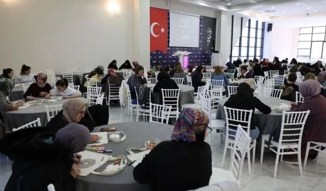 Derince’de Kadınlar Günü Mandala Etkinliği