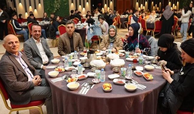 Başkan Söğüt, yeryüzünün emanetleriyle iftarda buluştu