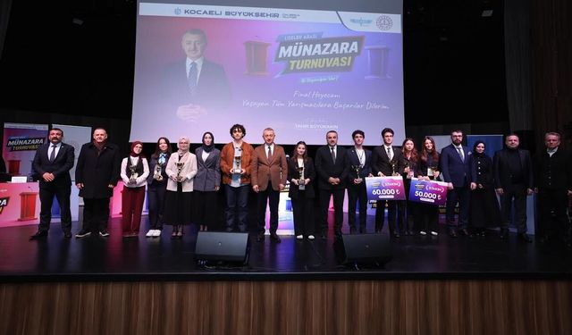 Liselerarası Münazara Finali Kocaeli’de Heyecana Sahne Oldu