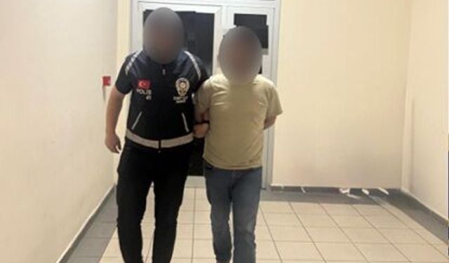 İzmit’te Hırsızlık Suçundan Aranan Şahıs Yakalandı